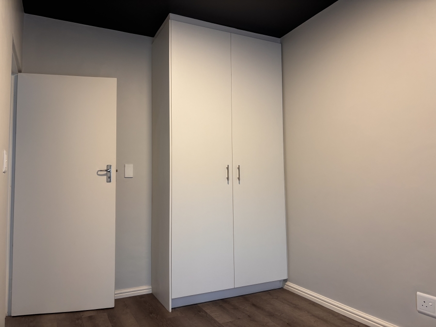 To Let 2 Bedroom Property for Rent in Muizenberg Western Cape